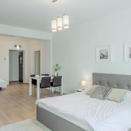 Atlas Unirii: Upscale Flats In The Heart Of Bucharest! Luaran gambar