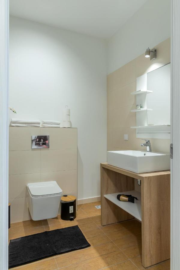 Atlas Unirii: Upscale Flats In The Heart Of Bucharest! Luaran gambar