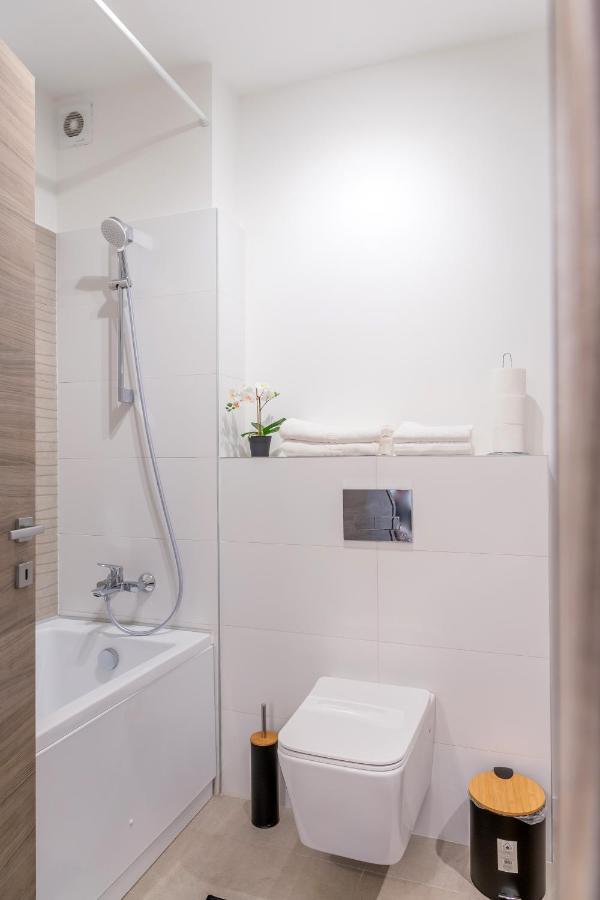 Atlas Unirii: Upscale Flats In The Heart Of Bucharest! Luaran gambar