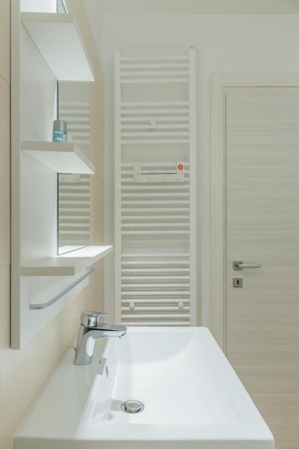 Atlas Unirii: Upscale Flats In The Heart Of Bucharest! Luaran gambar