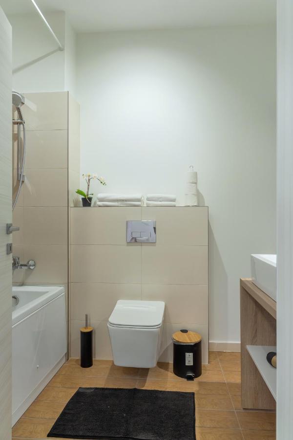 Atlas Unirii: Upscale Flats In The Heart Of Bucharest! Luaran gambar